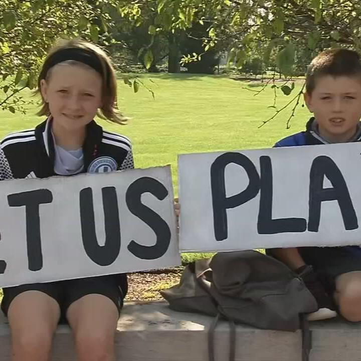 High school players rally at Kentucky state capitol in effort to bring back fall sports (Aug. 24, 2020)